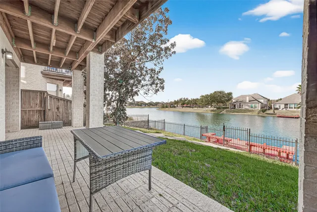 $3,900 | 3010 Pelican Cove, Missouri City, TX 77459