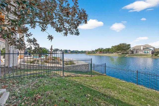 $3,900 | 3010 Pelican Cove, Missouri City, TX 77459