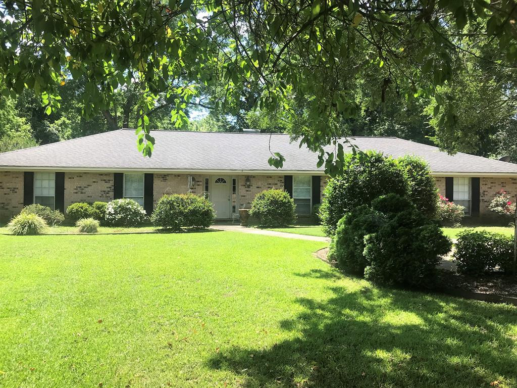 11 South Raintree Street Natchez, MS 39120 - Photo 1 of 46 Main View