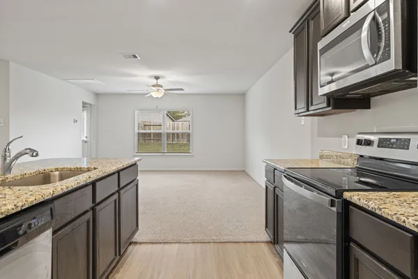 $1,575 | 25461 Black Spruce Drive, Cleveland, TX 77328