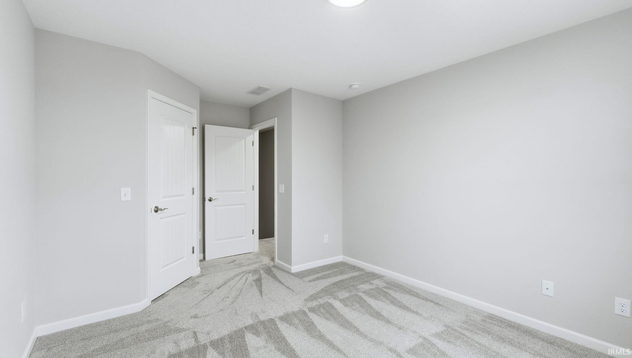 12041 Swather Court Fort Wayne, IN 46818 - Photo 26 of 35