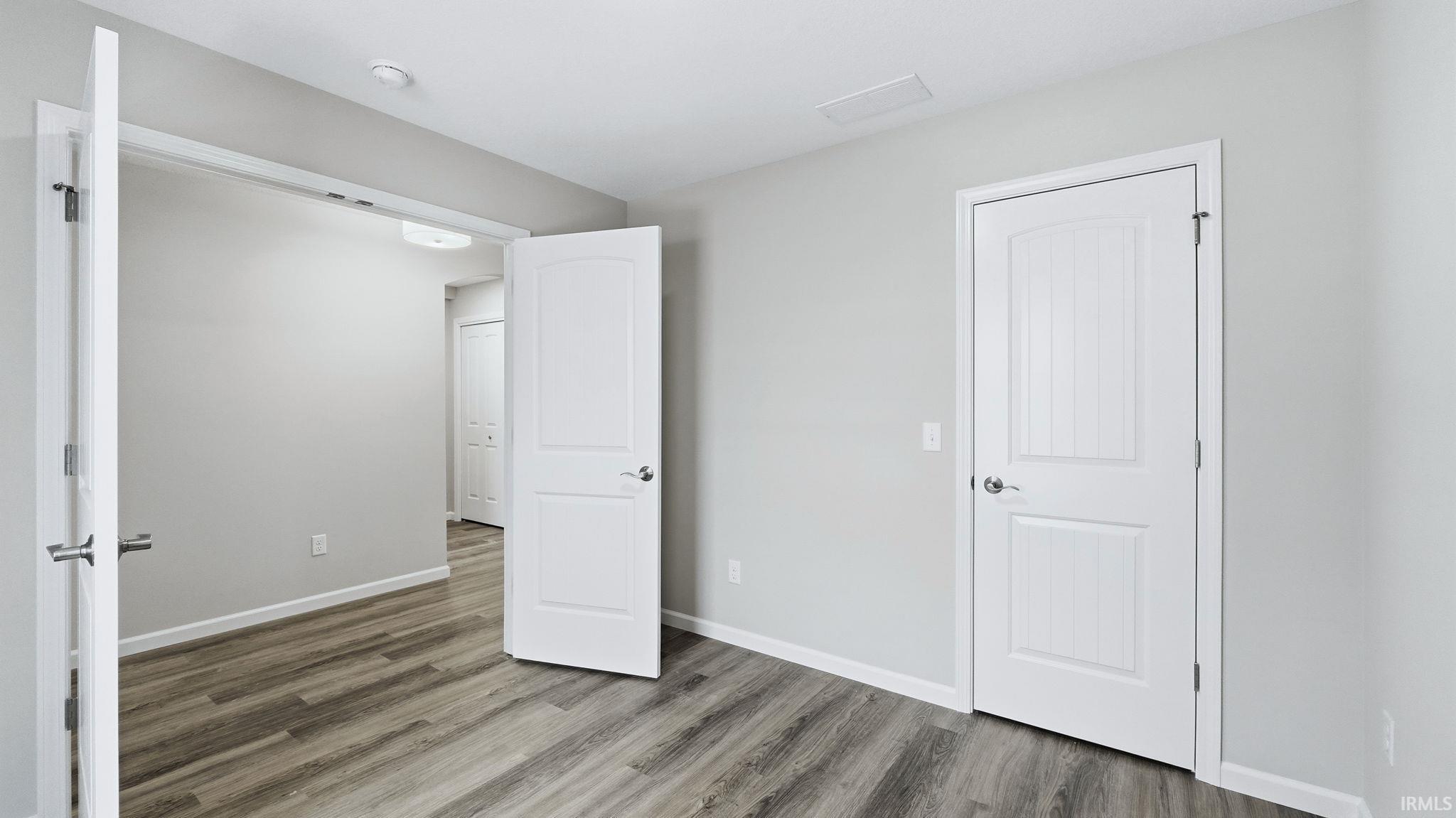 12041 Swather Court Fort Wayne, IN 46818 - Photo 3 of 35