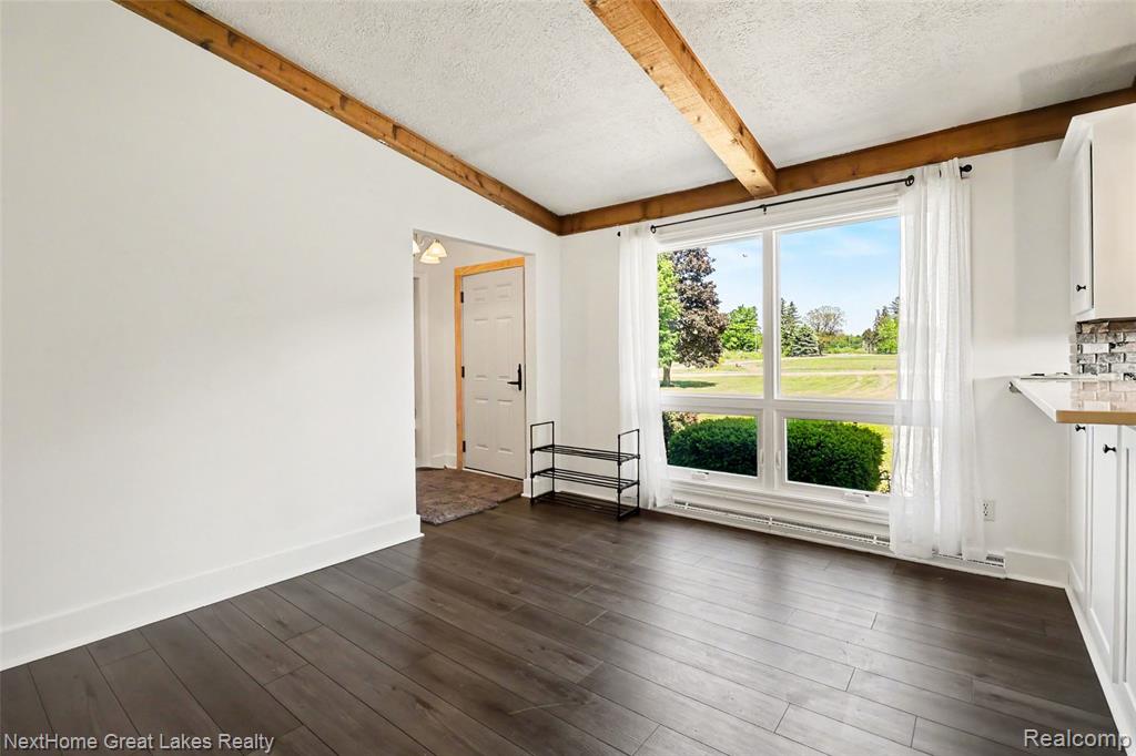 3631 West Chauvez Road Ludington, MI 49431 - Photo 18 of 40