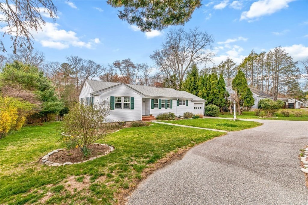 107 Tiffany Road Norwell, MA 02061 - Photo 3 of 34 Gallery Image 3