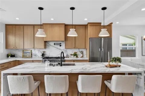 $2,649,000 | 1167 Magnolia Avenue, Manhattan Beach, CA 90266