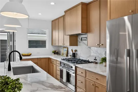 $2,649,000 | 1167 Magnolia Avenue, Manhattan Beach, CA 90266