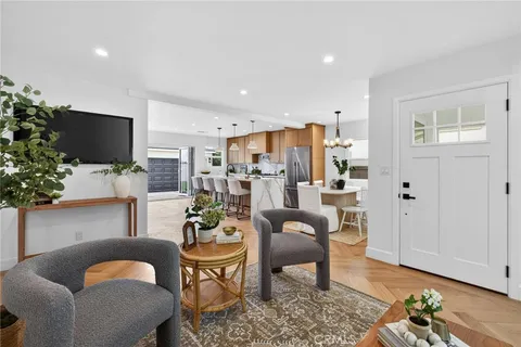 $2,649,000 | 1167 Magnolia Avenue, Manhattan Beach, CA 90266