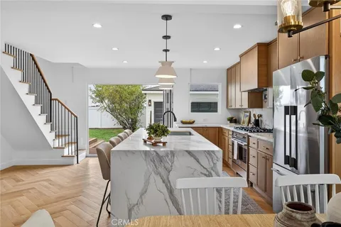 $2,649,000 | 1167 Magnolia Avenue, Manhattan Beach, CA 90266