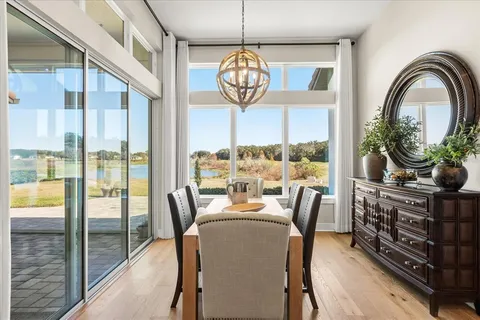 $875,000 | 25920 Roundabout Pointe, Sorrento, FL 32776