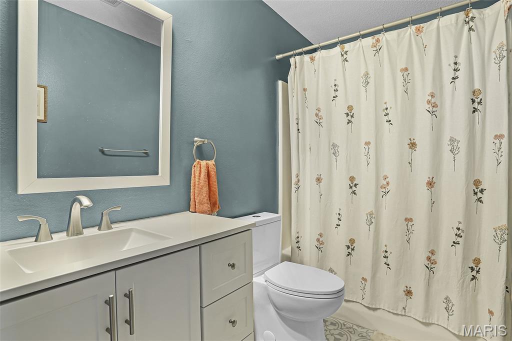 933 Allenbrook Avenue O'Fallon, IL 62269 - Photo 17 of 31