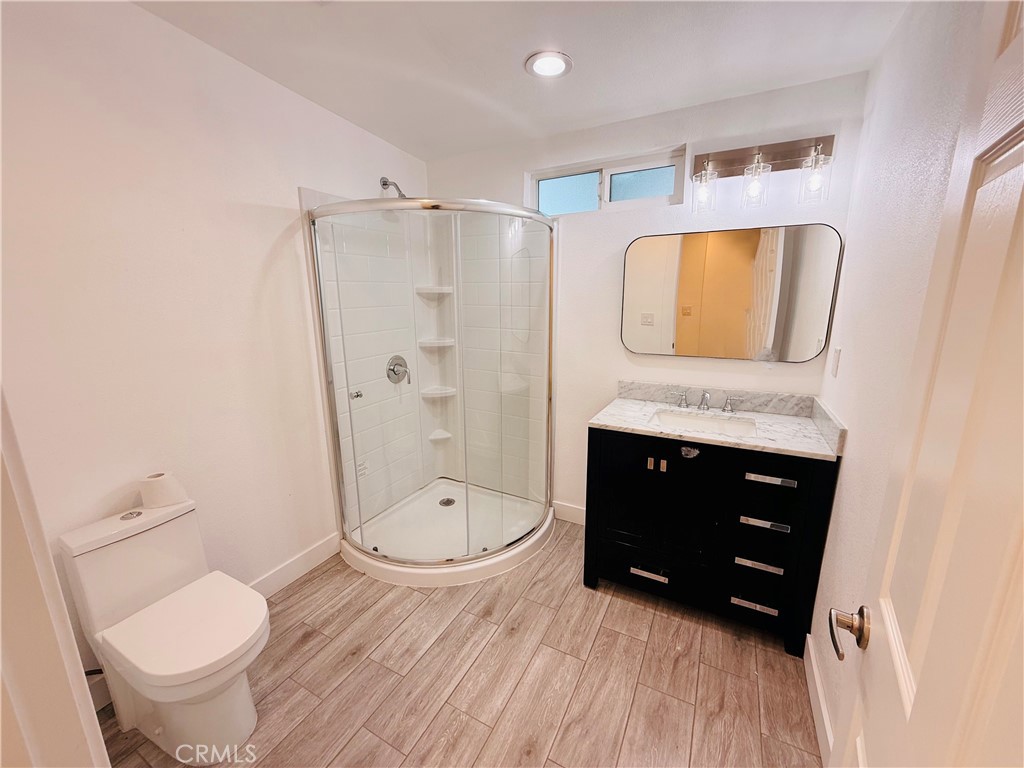 9888 Terrace Drive Morongo Valley, CA 92256 - Photo 15 of 33 Hallway 2nd bathroom