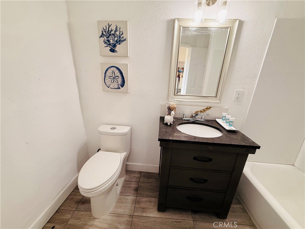 9888 Terrace Drive Morongo Valley, CA 92256 - Photo 28 of 33 ADU bathroom