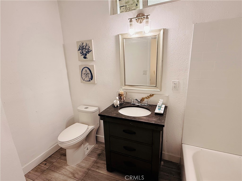 9888 Terrace Drive Morongo Valley, CA 92256 - Photo 29 of 33 ADU bathroom