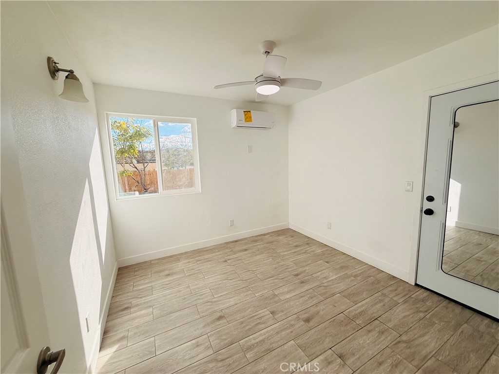 9888 Terrace Drive Morongo Valley, CA 92256 - Photo 8 of 33 Master Bedroom