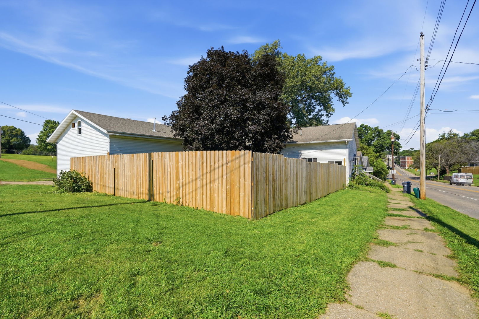 1105 Spring Street Burlington, IA 52601 - Photo 2 of 26