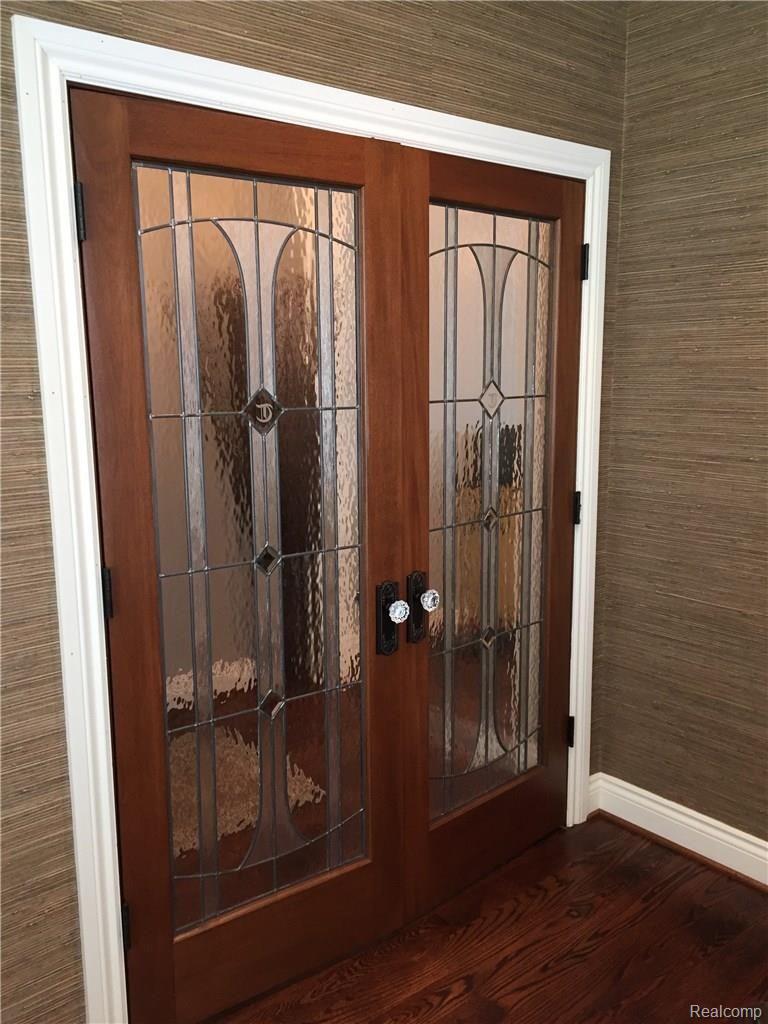 821 Cumberland Ridge Court Rochester, MI 48307 - Photo 6 of 53 IMG_2377.jpg
