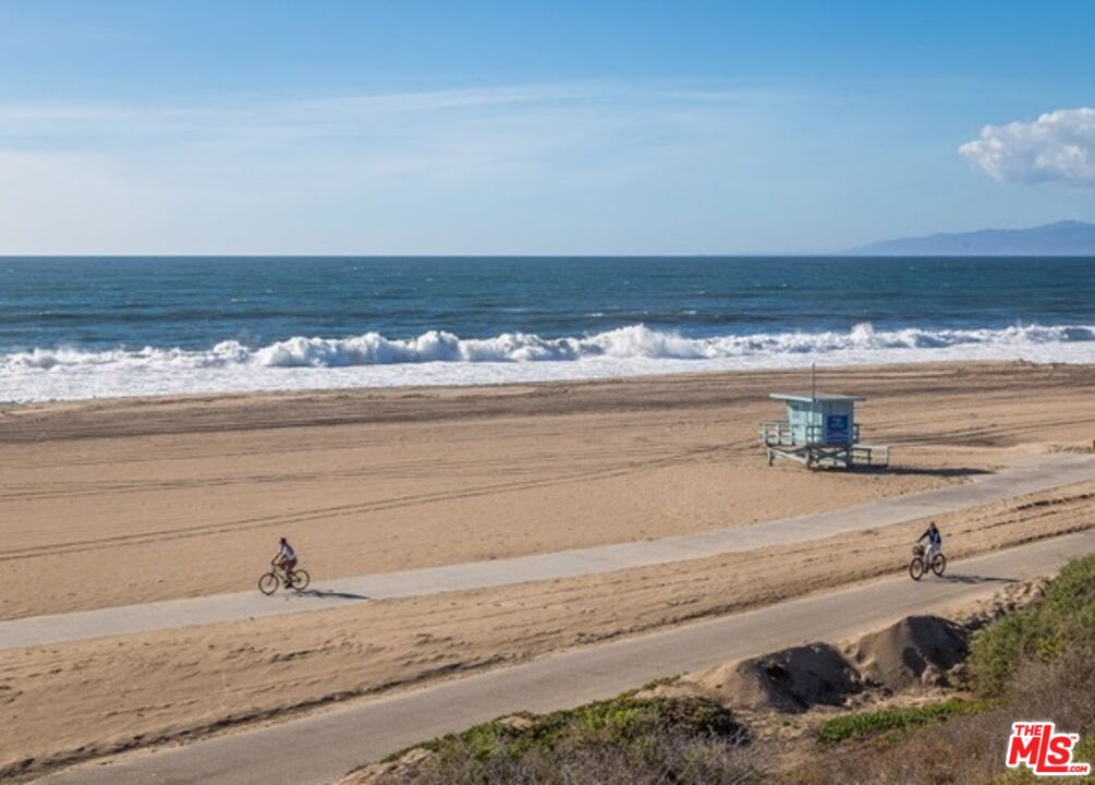121 Waterview Street Playa del Rey, CA 90293 - Photo 23 of 25