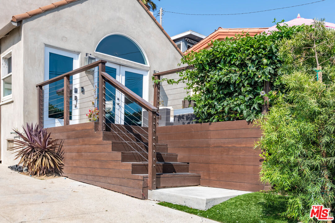 121 Waterview Street Playa del Rey, CA 90293 - Photo 24 of 25