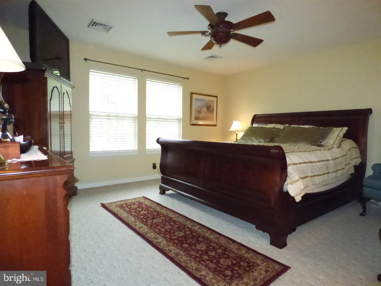 6992 Seneca Ridge Drive York, PA 17403 - Photo 8 of 12 Gallery Image 8