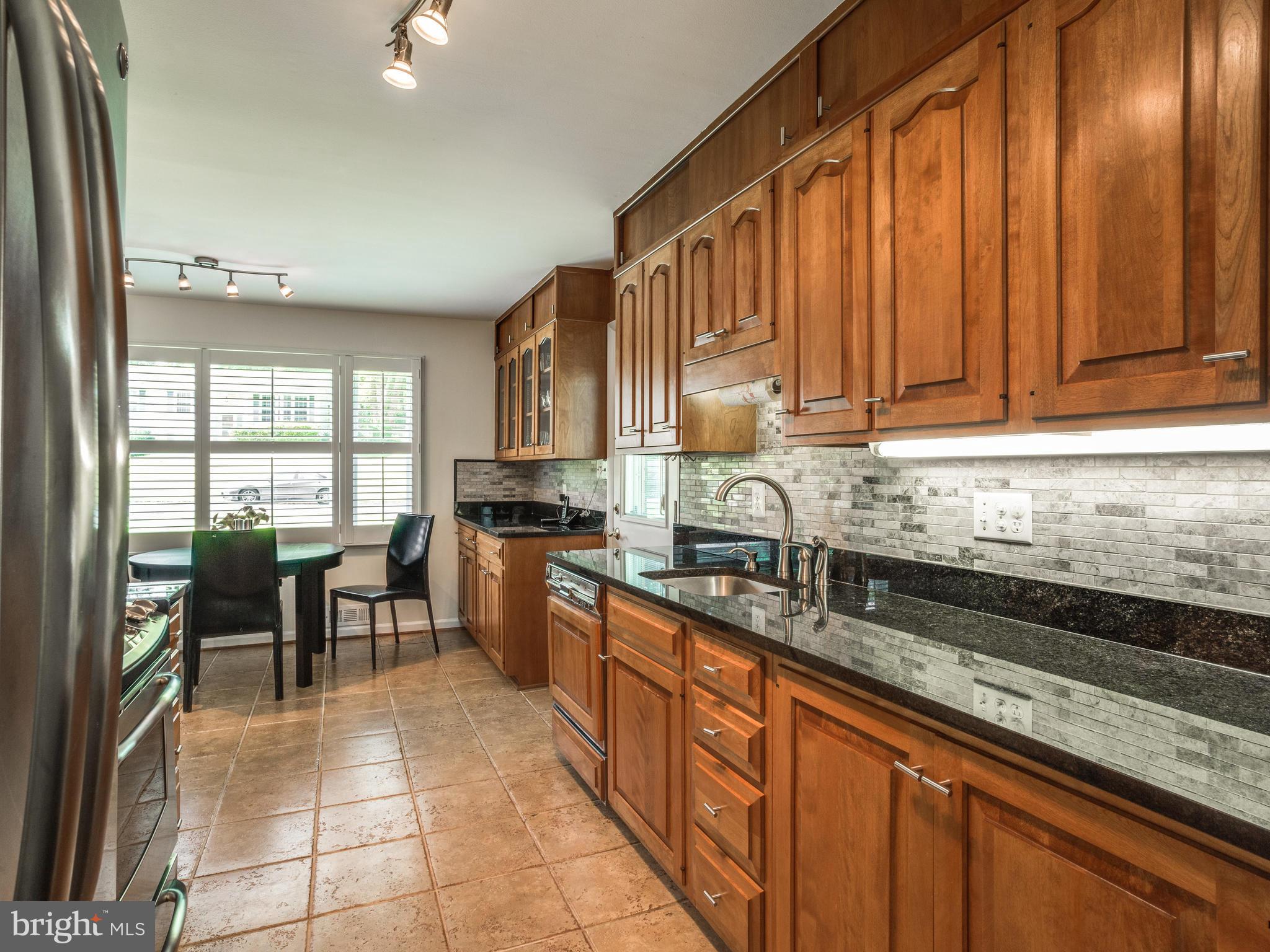 6305 Alberta Street Springfield, VA 22152 - Photo 3 of 30 Kitchen