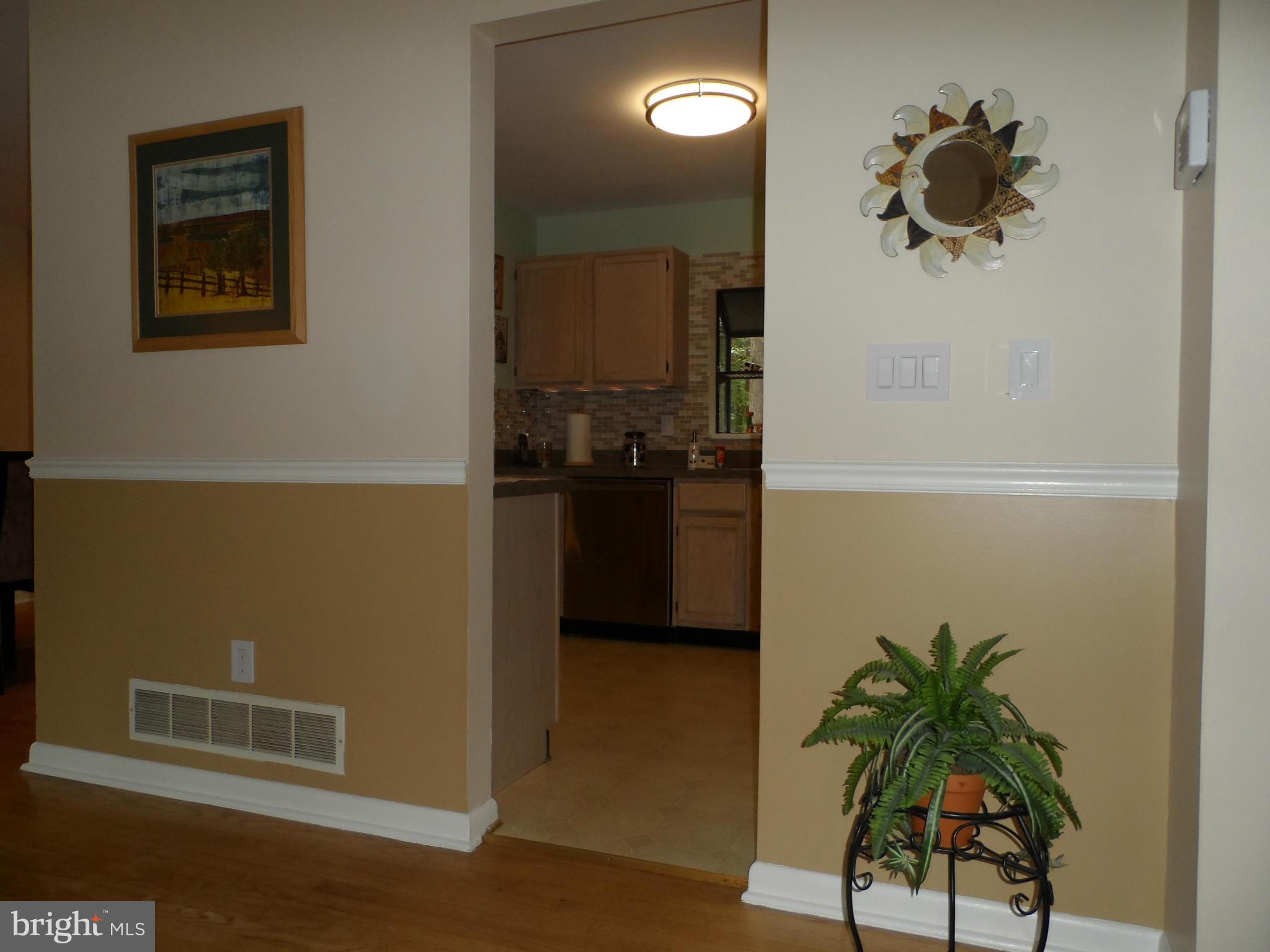 2665 Ogleton Road Annapolis, MD 21403 - Photo 12 of 24 Interior (General)