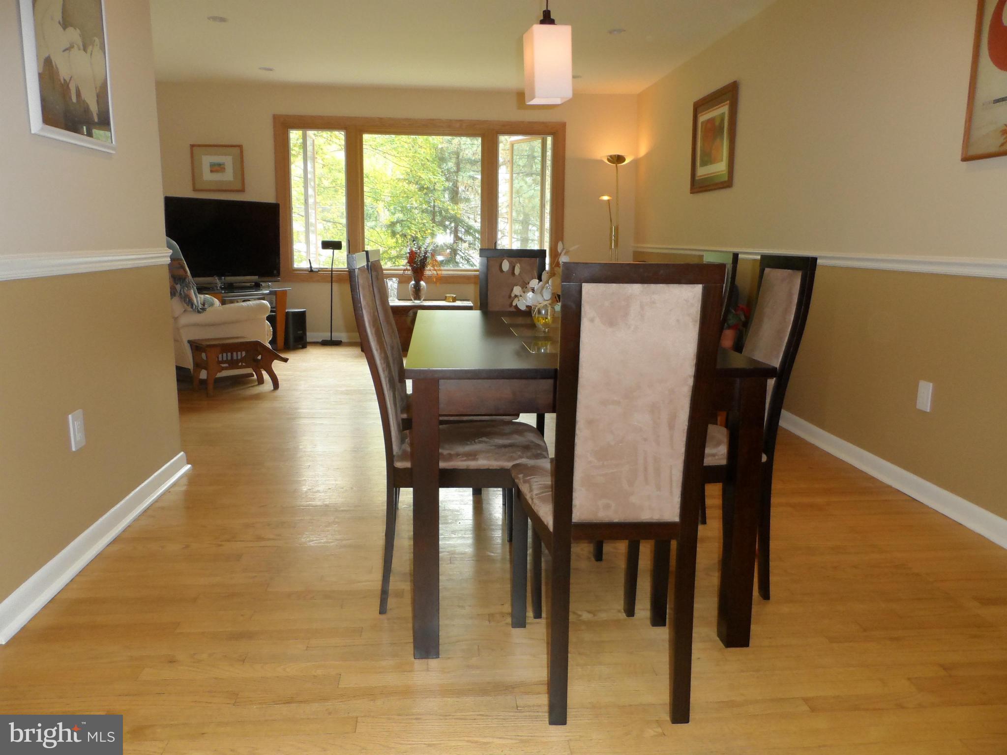 2665 Ogleton Road Annapolis, MD 21403 - Photo 4 of 24 Dining Room