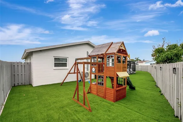 $4,500 | 242 176th Avenue East, Redington Shores, FL 33708