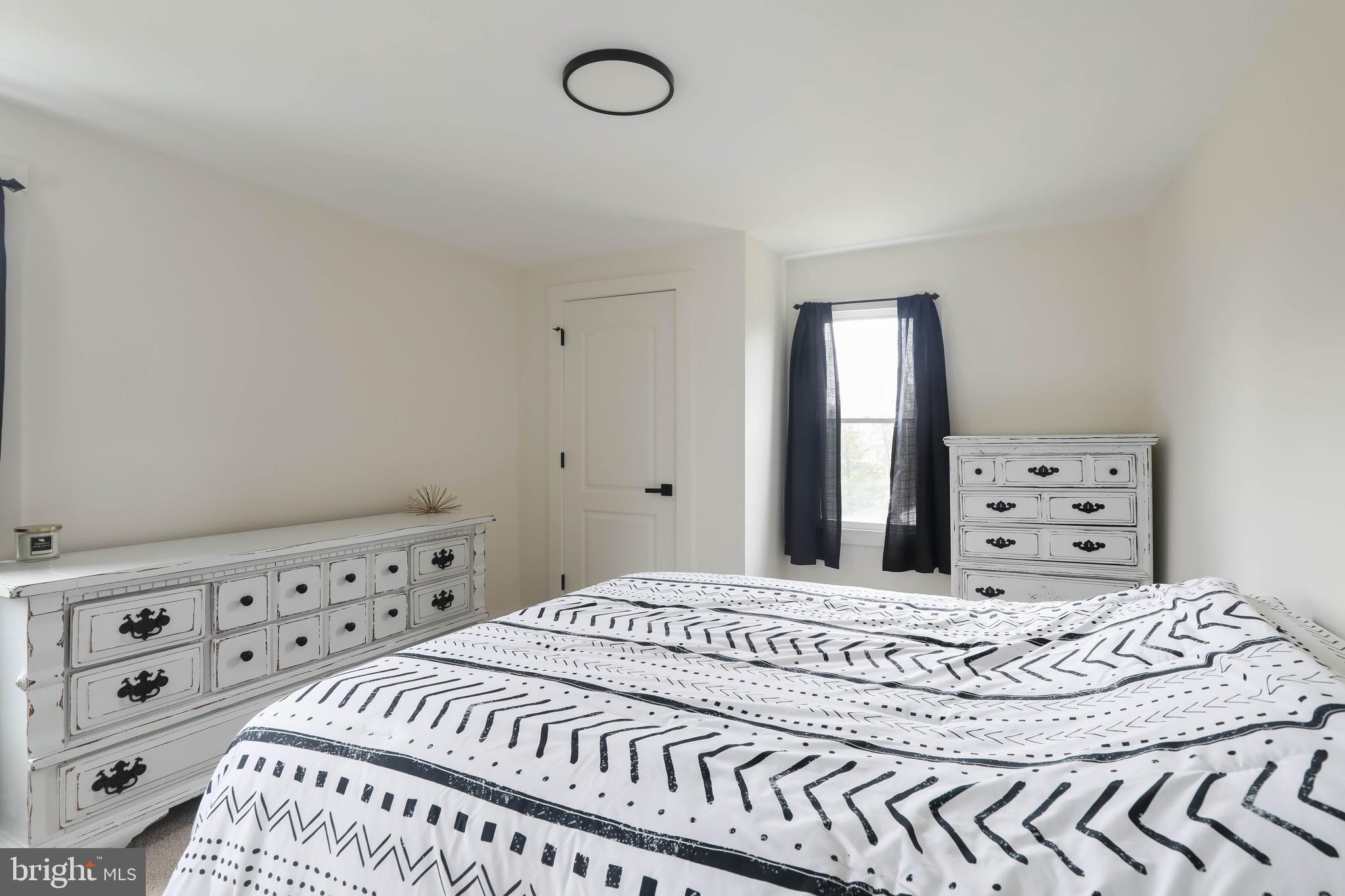 886 Church Road York, PA 17404 - Photo 13 of 18 Gallery Image 13
