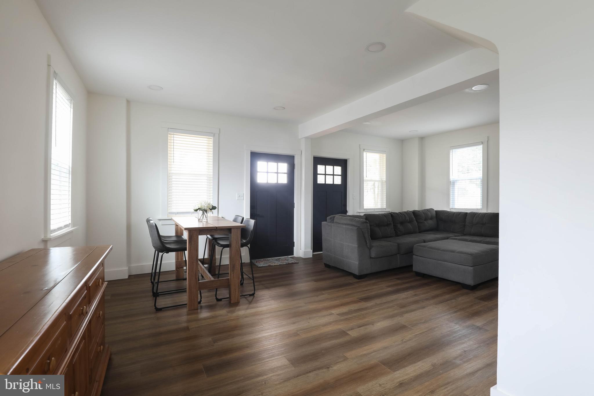 886 Church Road York, PA 17404 - Photo 10 of 18 Dining Room