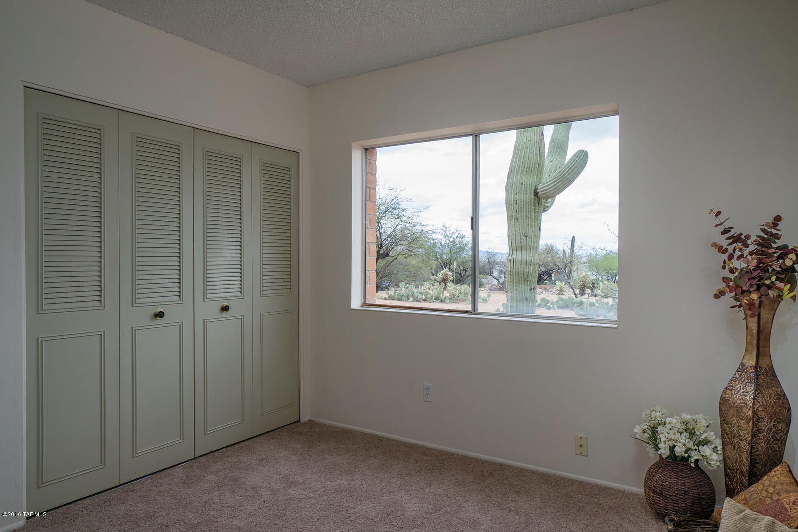 9405 East Ravine Trail Tucson, AZ 85749 - Photo 13 of 23