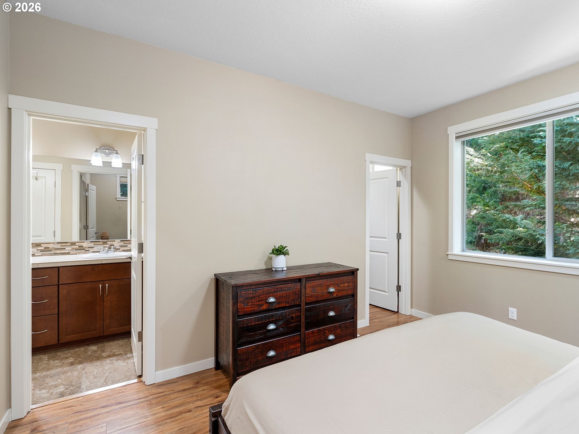 11352 Southwest Hallmark Terrace Tigard, OR 97223 - Photo 12 of 29 Bedroom, Primary