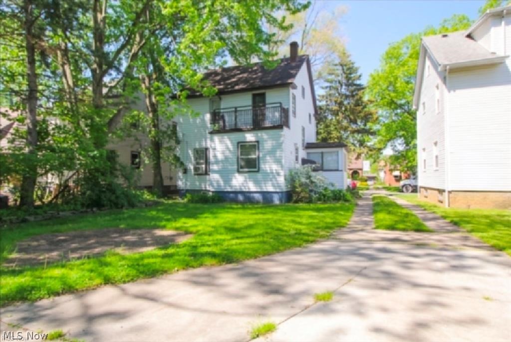 971 Rushleigh Road Cleveland Heights, OH 44121 - Photo 2 of 14