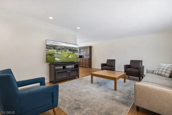$899,000 | 9 Klara, Madison, NJ 07940