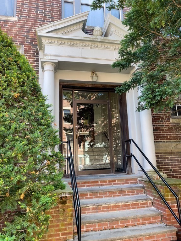 7 Lothian Road, Unit 8 Boston, MA 02135 - Photo 2 of 15 Gallery Image 2