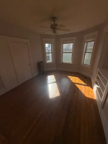 a view of empty room with window