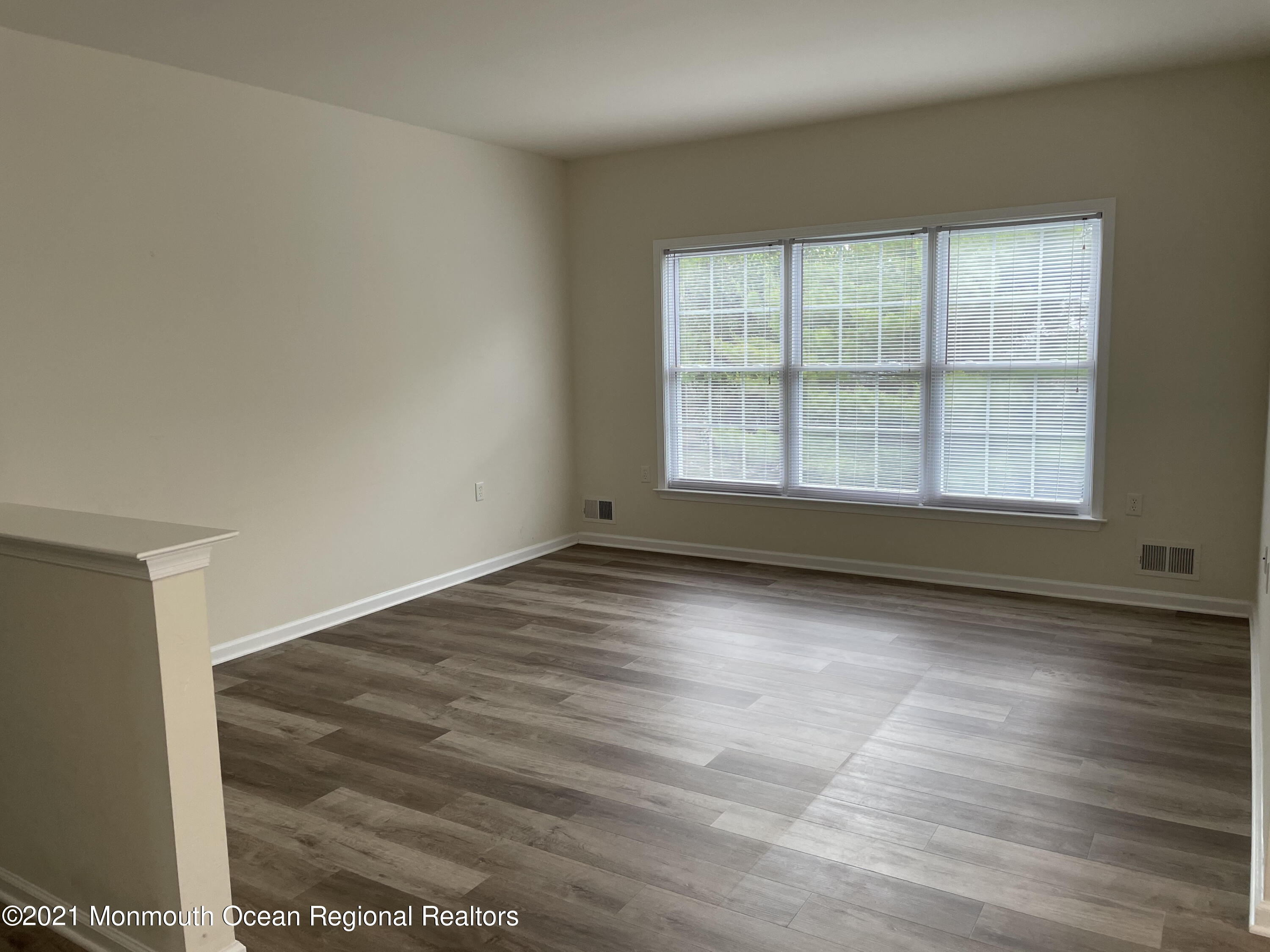 76 Yates Road Manalapan, NJ 07726 - Photo 14 of 27 Family Rm