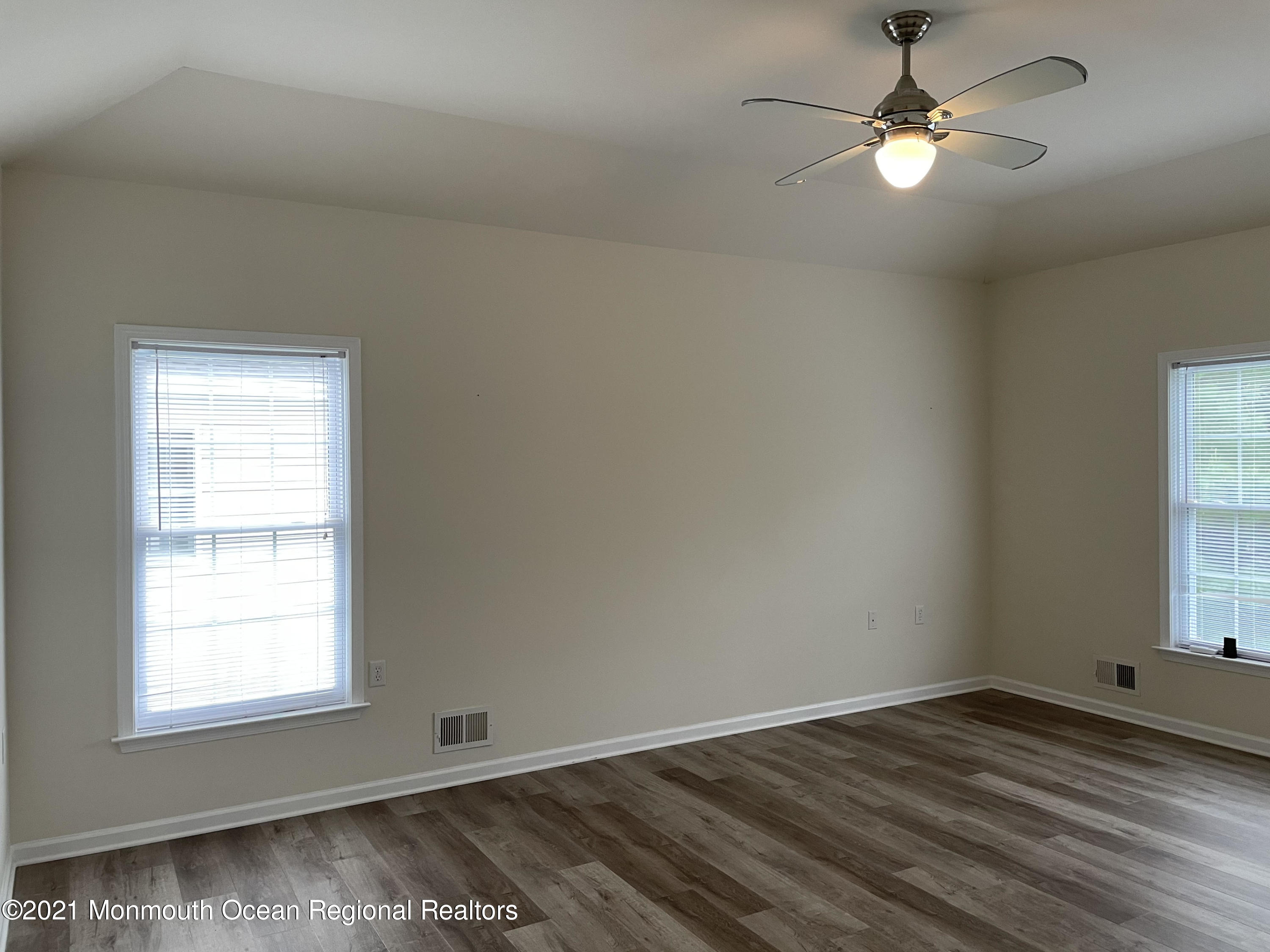 76 Yates Road Manalapan, NJ 07726 - Photo 15 of 27 Master BR