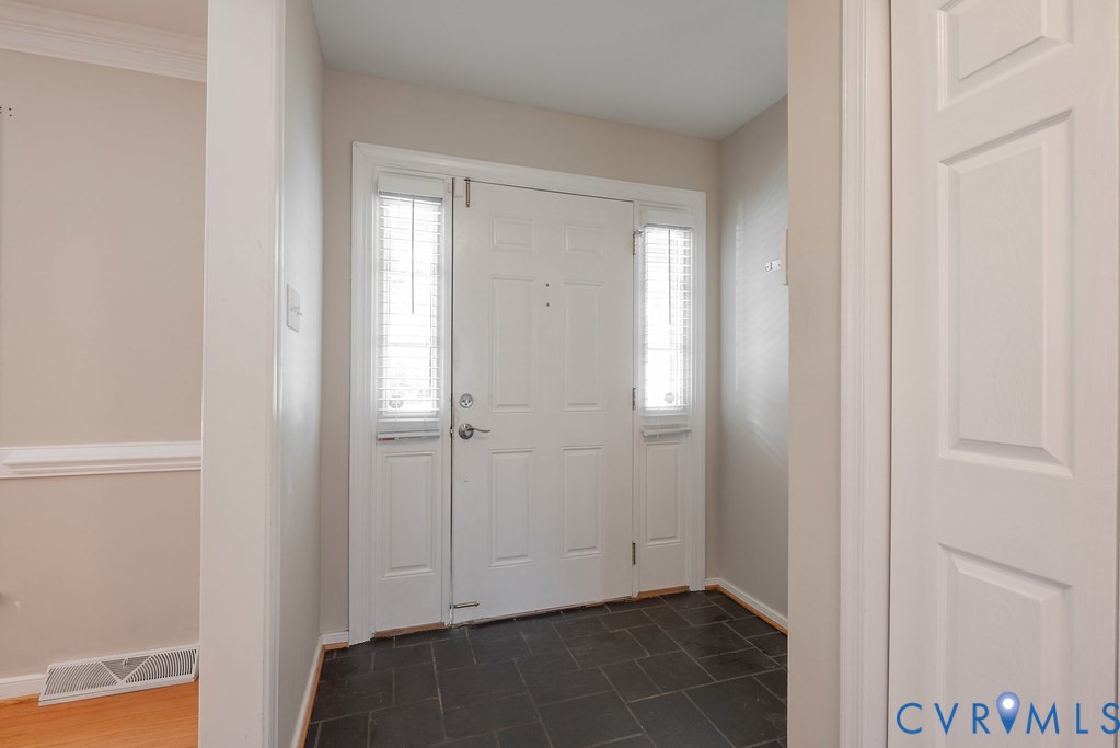 1011 Adkins Road North Chesterfield, VA 23236 - Photo 10 of 48 Gallery Image 10