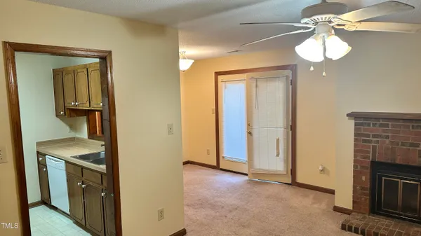 $1,295 | 3239 Mill Run, Raleigh, NC 27612