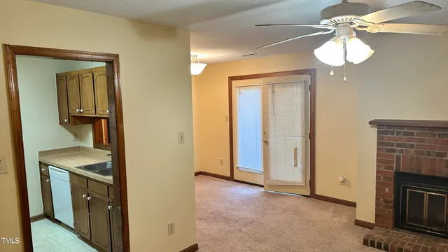 $1,425 | 3239 Mill Run, Raleigh, NC 27612