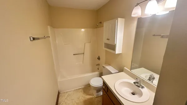 $1,295 | 3239 Mill Run, Raleigh, NC 27612