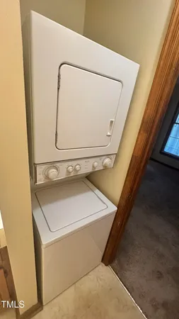 $1,295 | 3239 Mill Run, Raleigh, NC 27612