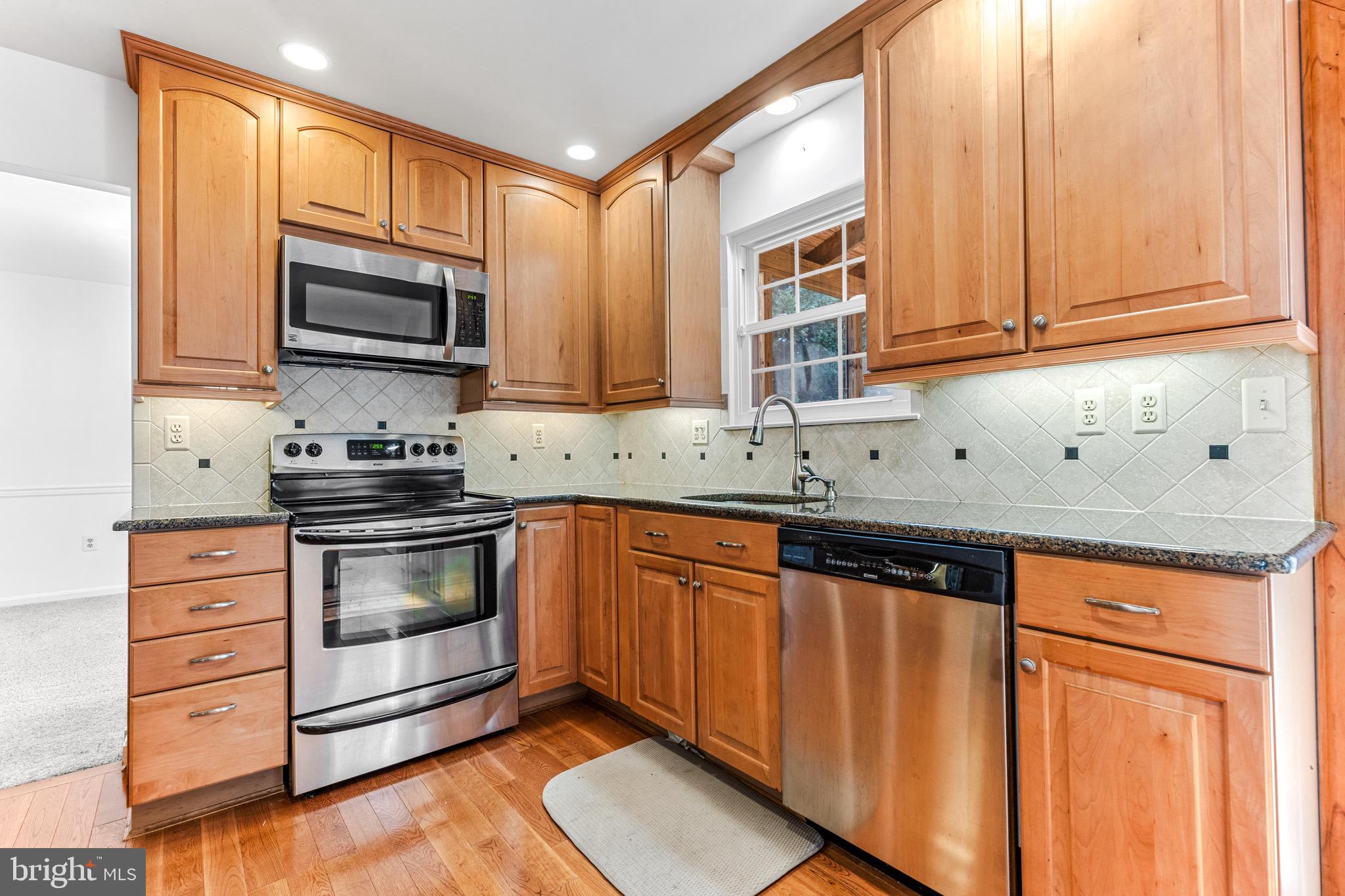 14300 Twig Road Silver Spring, MD 20905 - Photo 4 of 53
