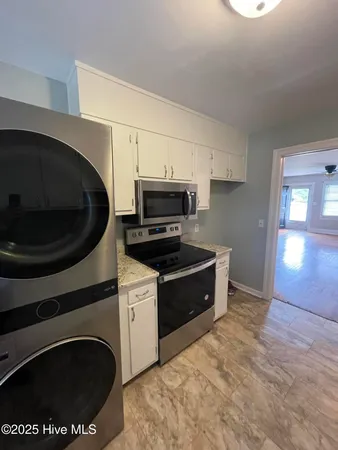 $1,500 | 115 Stancill Drive, Unit B, Greenville, NC 27858