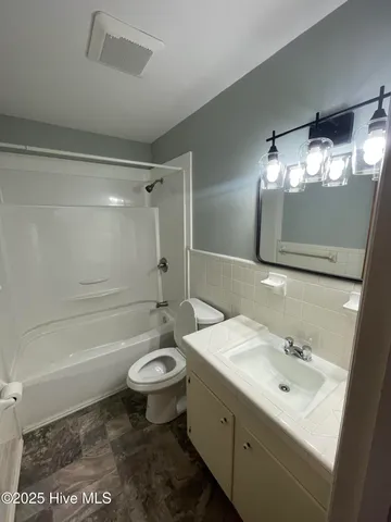 $1,500 | 115 Stancill Drive, Unit B, Greenville, NC 27858