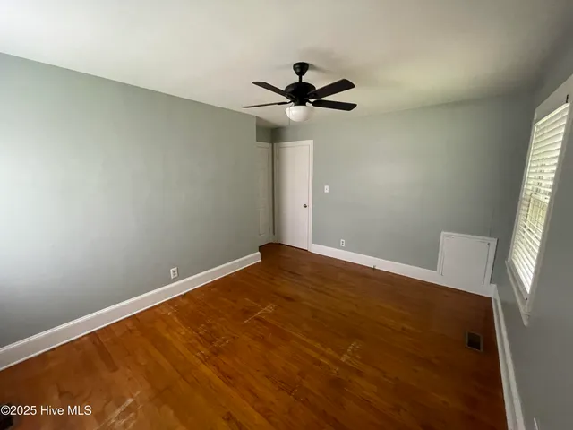 $1,500 | 115 Stancill Drive, Unit B, Greenville, NC 27858