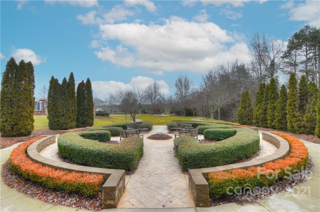 302 Garnet Court, Unit 522 Fort Mill, SC 29708 - Photo 41 of 45 a view of a swimming pool with a yard