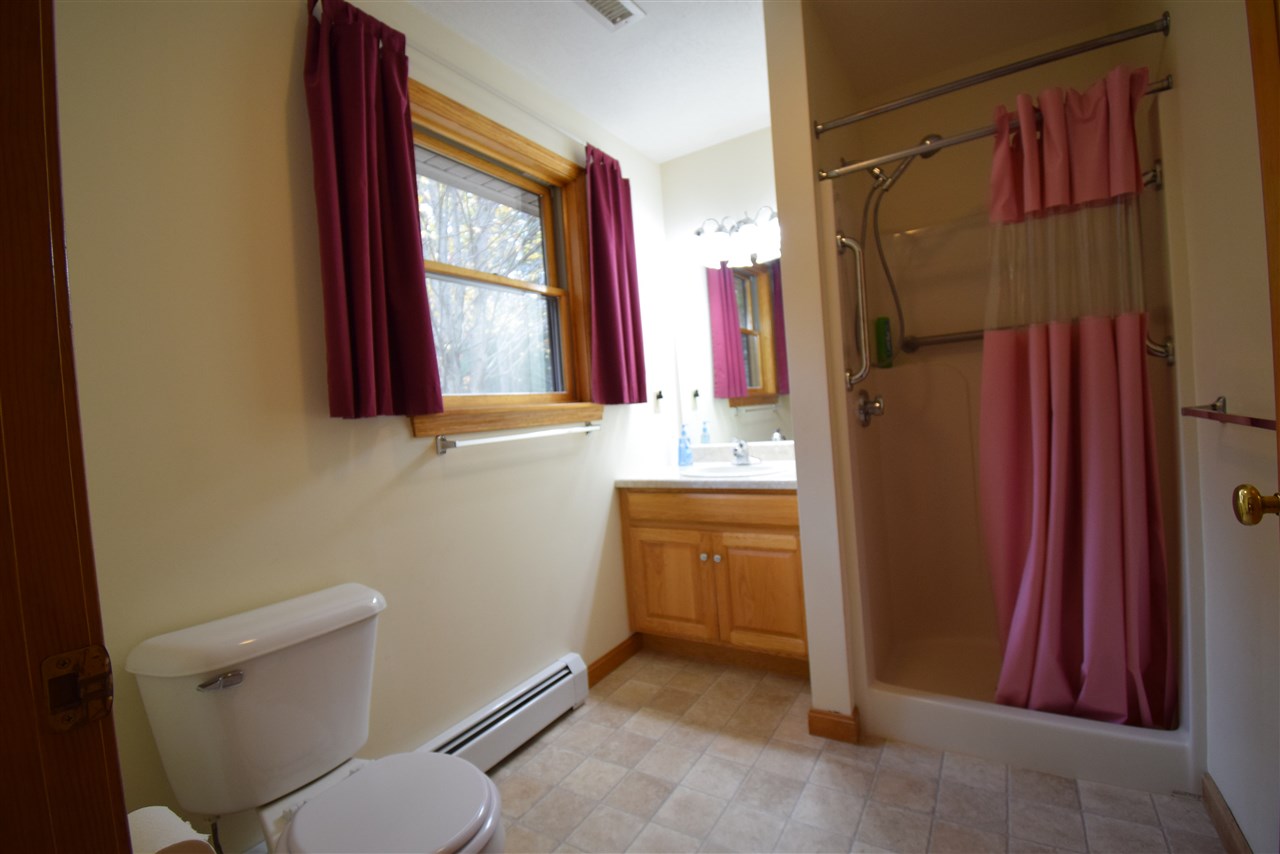 34 N Road Kingston, NH 03848 - Photo 15 of 27