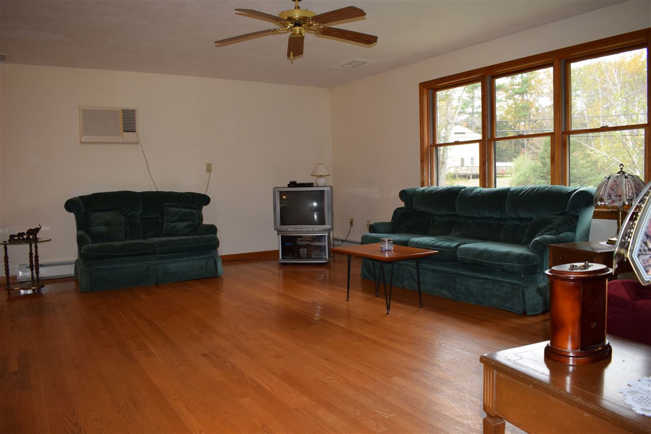 34 N Road Kingston, NH 03848 - Photo 6 of 27