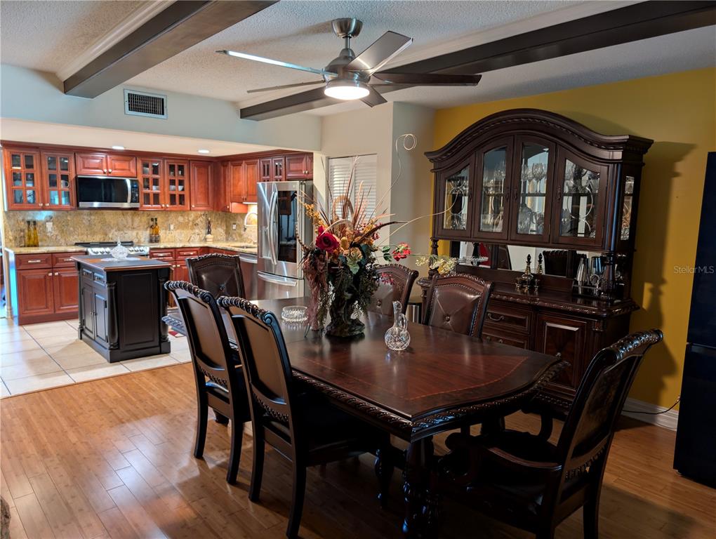 9897 Southwest 88th Court Road, Unit P Ocala, FL 34481 - Photo 5 of 37